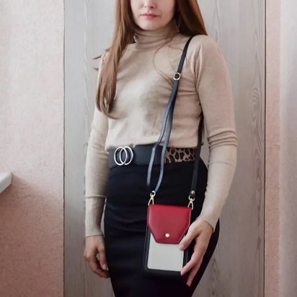 Multifunctional Vegan Leather Crossbody Purse - Picture 5 of 16